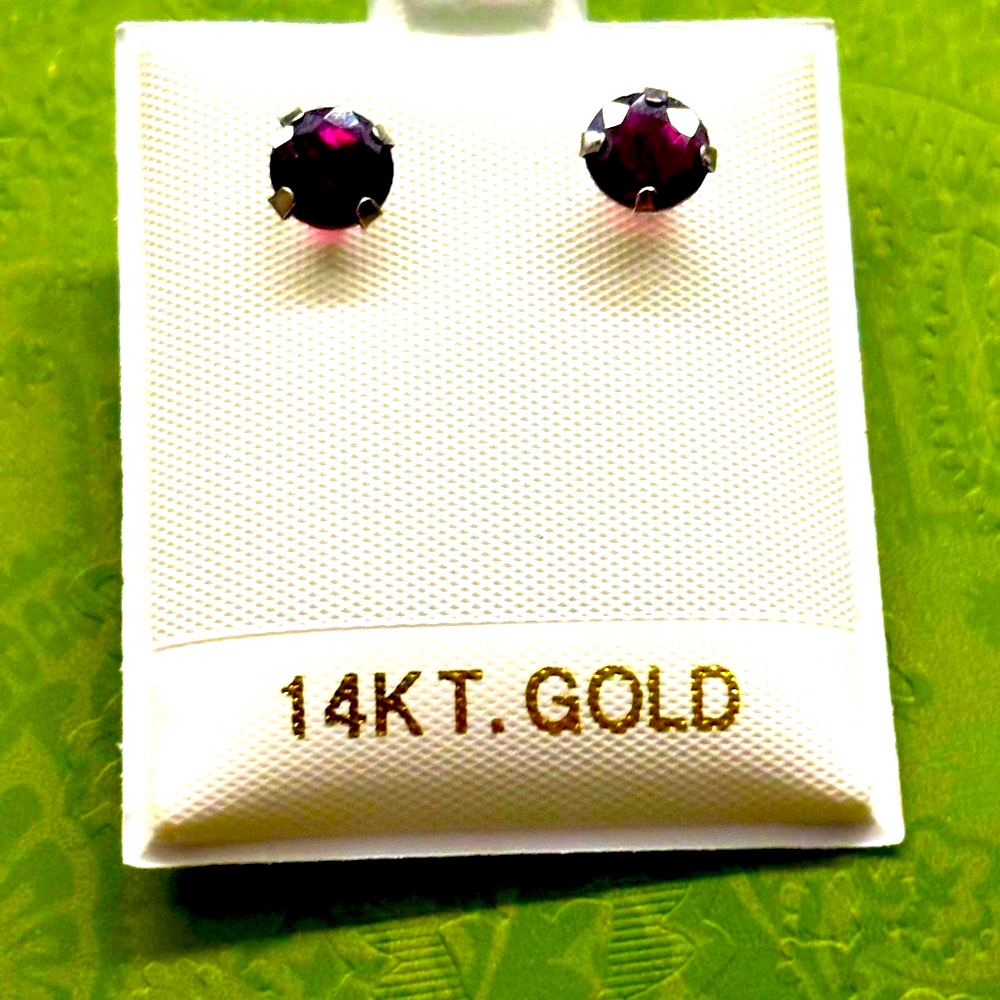 14kt Gold Stud Earrings With Purple Gemstones. Made In Italy!